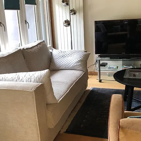 Cosy Près De Avec Wi-fi Et Terrasse - Fr-1-306-1316 Casa vacanze *